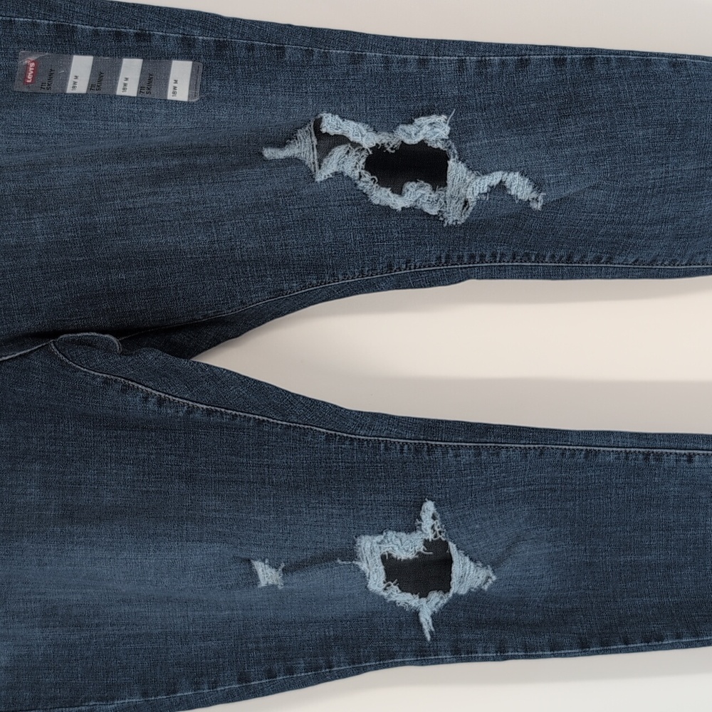 Size 18W 711 Levi Strauss & Co Skinny  Jeans  NWT ! - Picture 3 of 14